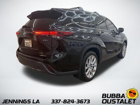 Used 2026 Toyota Highlander Limited AWD/4WD image 5
