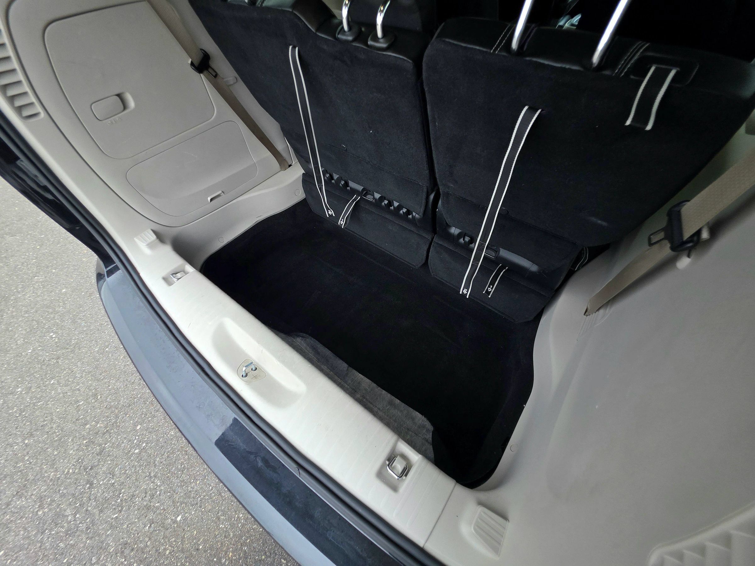 Used 2023 Chrysler Pacifica Touring-L FWD image 66