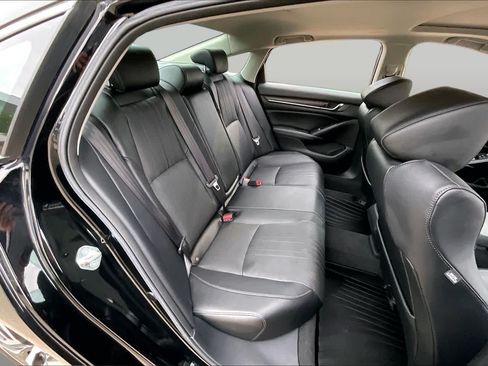 Used 2020 Honda Accord Touring image 19