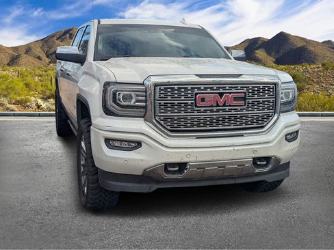 Used 2017 GMC Sierra 1500 Denali w/ Denali Ultimate Package image 3