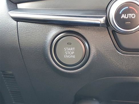 Used 2025 MAZDA MAZDA3 s image 29