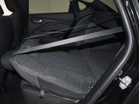 Used 2015 Dodge Dart SXT image 27