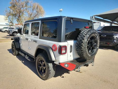Used 2021 Jeep Wrangler Unlimited Sport image 4