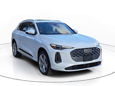 New 2025 Audi Q5 2.0T Premium Plus image 1