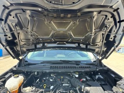 Used 2021 Ford Edge SEL w/ Cargo Accessory Package FWD image 11