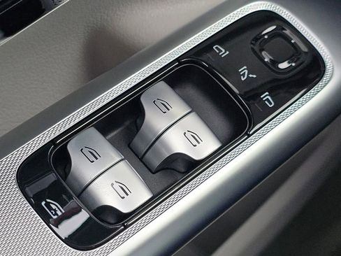 Certified 2023 Mercedes-Benz EQE 500 4MATIC SUV image 27