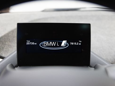 Used 2018 BMW i3 w/ Range Extender RWD image 17