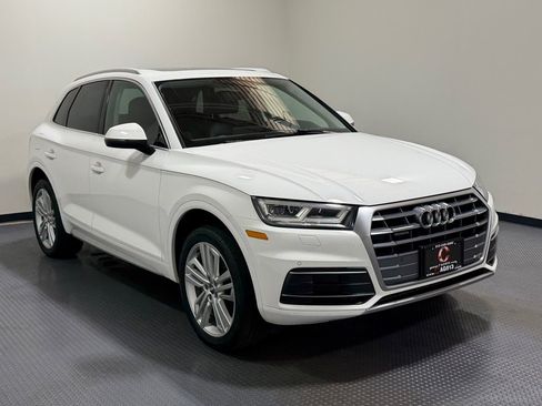 Used 2018 Audi Q5 2.0T Premium Plus w/ Premium Plus Package AWD/4WD image 4