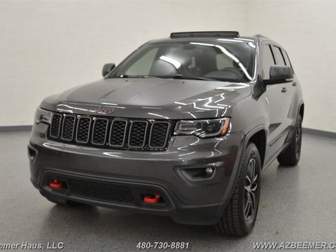 Used 2017 Jeep Grand Cherokee Trailhawk w/ Trailhawk Luxury Group image 1