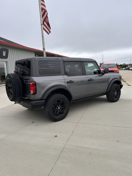 Used 2023 Ford Bronco Black Diamond AWD/4WD image 3