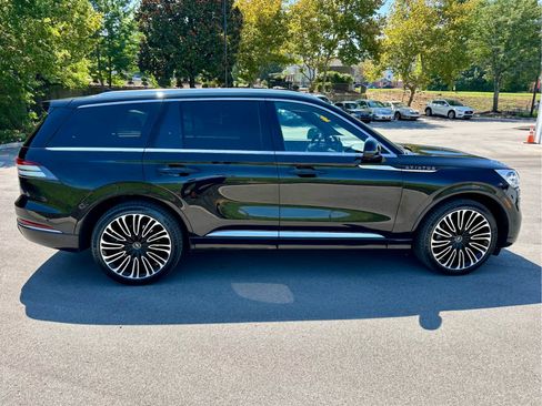 Used 2023 Lincoln Aviator Black Label w/ Dynamic Handling Package AWD/4WD image 4