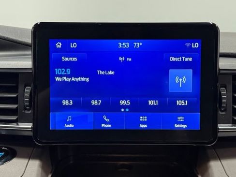 Used 2024 Ford Explorer XLT w/ Equipment Group 202A AWD/4WD image 21