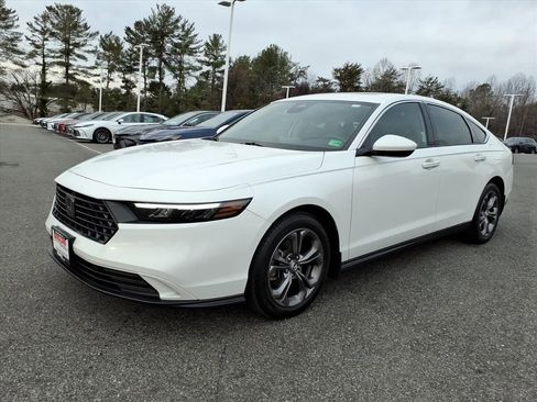 Used 2024 Honda Accord EX image 16