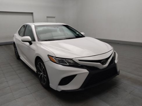 Used 2018 Toyota Camry SE image 13