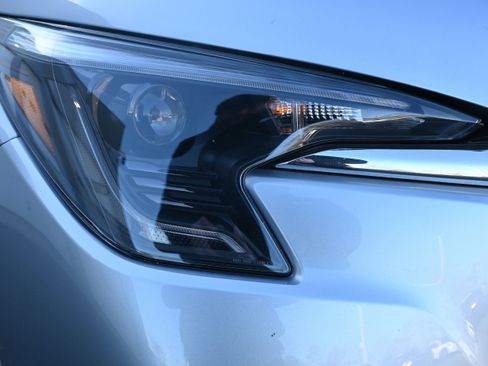 Certified 2025 Subaru Ascent Limited image 11