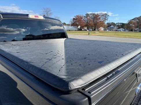 Used 2014 Ford F150 XLT image 15