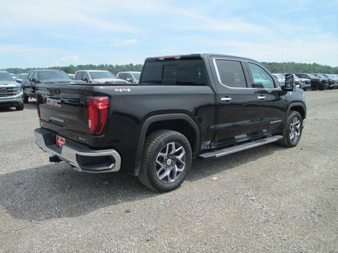New 2026 GMC Sierra 1500 SLT w/ SLT Premium Plus Package AWD/4WD image 5
