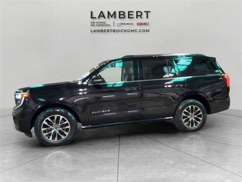 Used 2025 Ford Expedition Platinum AWD/4WD image 2