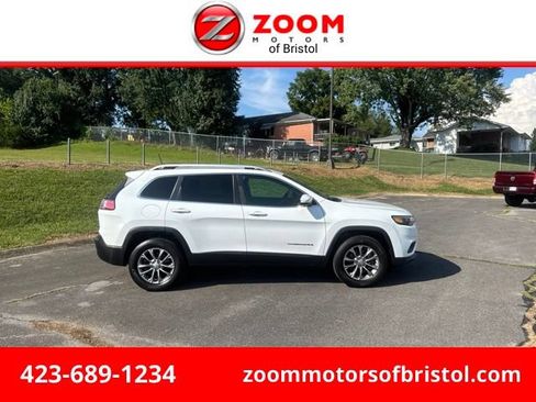 Used 2019 Jeep Cherokee Latitude Plus AWD/4WD image 1
