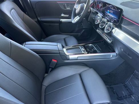 Certified 2024 Mercedes-Benz GLB 250 image 16