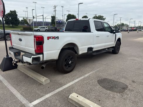 Used 2023 Ford F350 XLT w/ XLT Premium Package AWD/4WD image 3