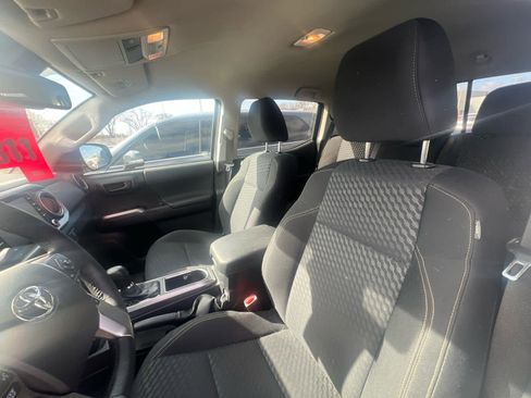 Used 2023 Toyota Tacoma 4x4 Double Cab w/ Trail Edition image 9