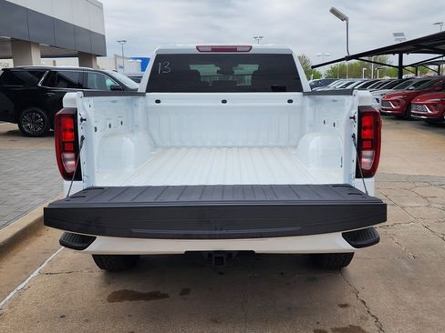 New 2026 GMC Sierra 1500 Elevation image 46
