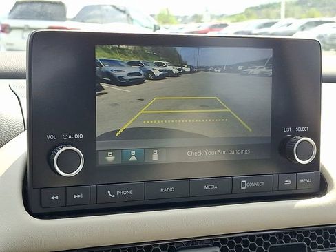 Used 2023 Honda HR-V LX image 13