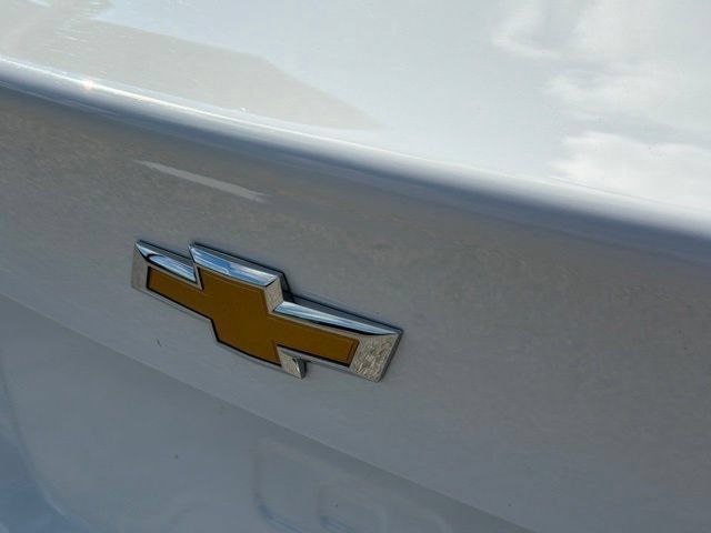 Used 2025 Chevrolet Malibu LT FWD image 13