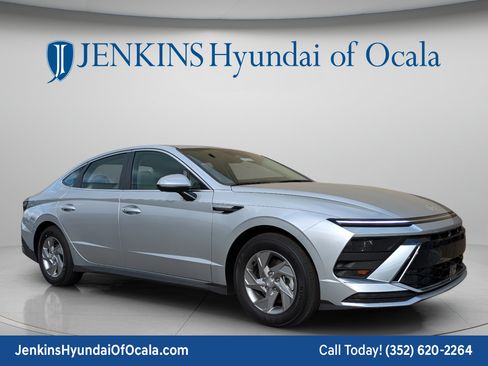 New 2026 Hyundai Sonata SE FWD image 11