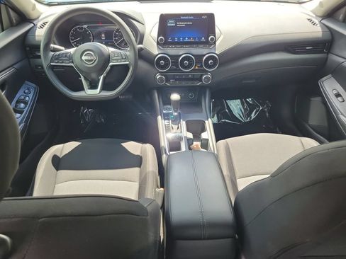 Used 2024 Nissan Sentra SV FWD image 14