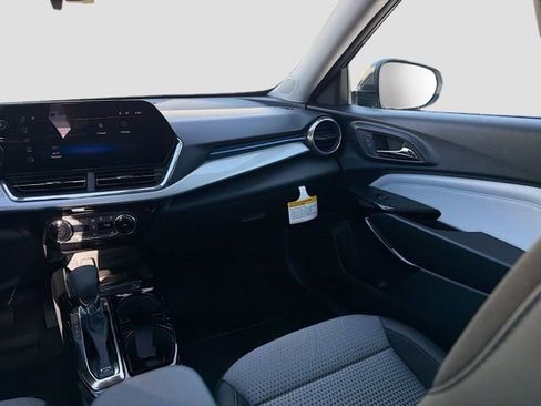 New 2026 Chevrolet Trax LT w/ Driver Confidence Package image 13