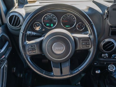 Used 2013 Jeep Wrangler Unlimited Sport w/ Connectivity Group image 22