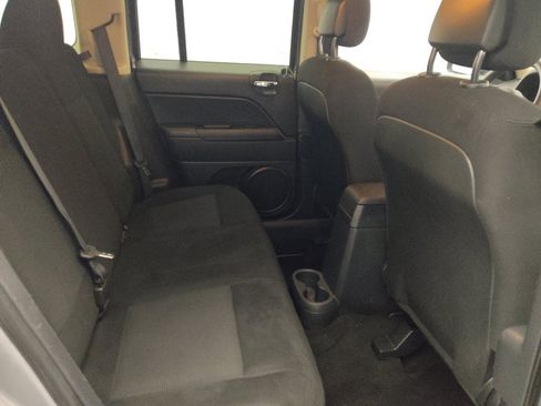 Used 2014 Jeep Patriot Sport w/ Power Value Group FWD image 19