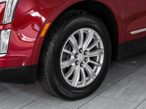 Used 2019 Cadillac XT5 FWD image 55