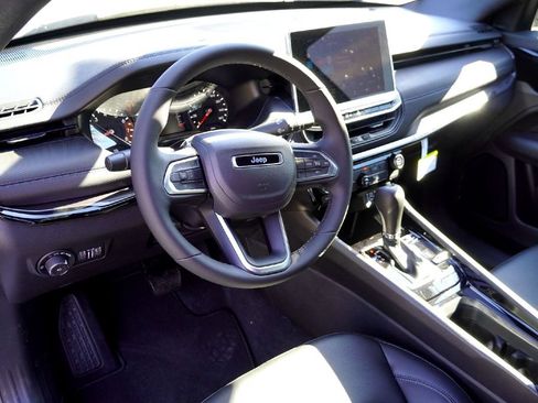 New 2026 Jeep Compass Latitude AWD/4WD image 9