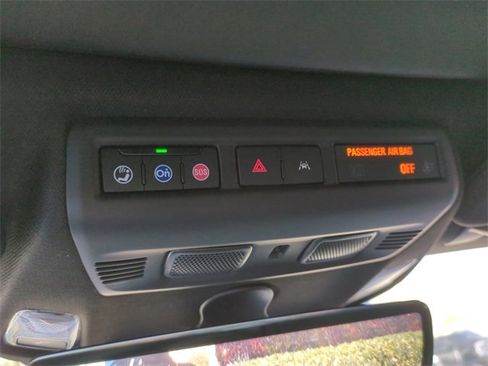 Certified 2025 Chevrolet Corvette Stingray Preferred Cpe w/ 2LT image 22