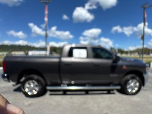 Used 2025 RAM 2500 Big Horn AWD/4WD image 9
