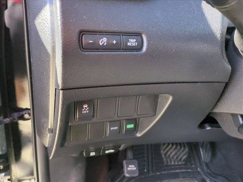 Used 2017 Nissan Rogue S FWD image 13