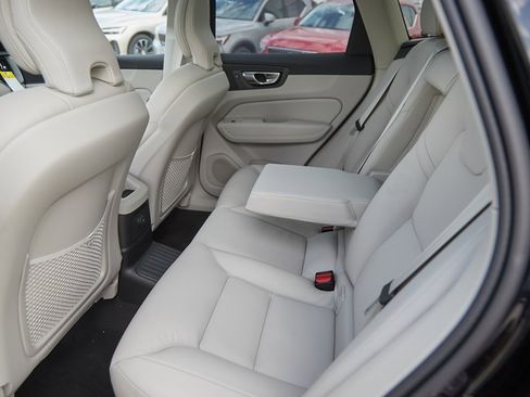 New 2025 Volvo XC60 T8 Plus w/ Protection Package Premier image 19