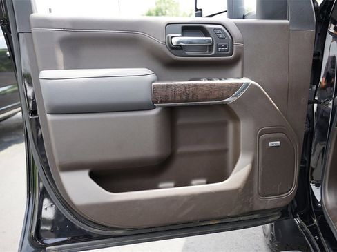 Used 2022 GMC Sierra 2500 Denali image 14