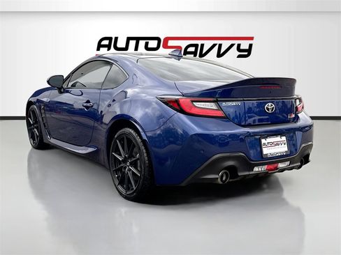 Used 2023 Toyota GR86 Premium image 5