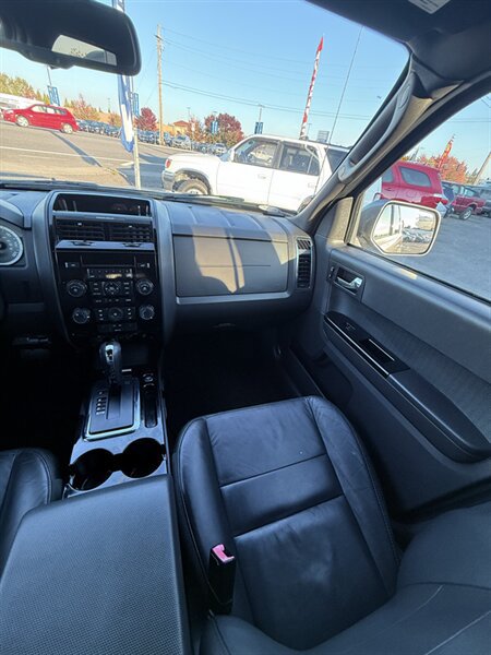Used 2012 Ford Escape Limited AWD/4WD image 20