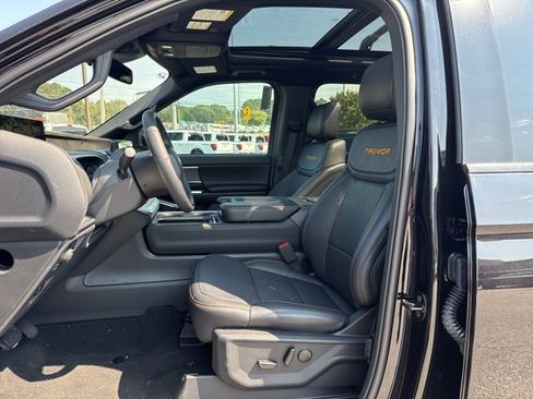 New 2025 Ford Expedition Tremor image 12