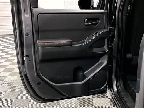 New 2026 Nissan Frontier PRO-4X w/ Pro-4x Convenience Package AWD/4WD image 35