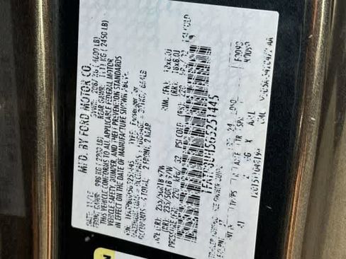 Used 2016 Ford Mustang Premium RWD image 31
