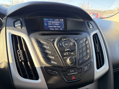 Used 2014 Ford Focus SE image 19