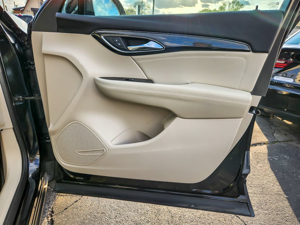 Certified 2023 Buick Envision Preferred AWD/4WD image 21