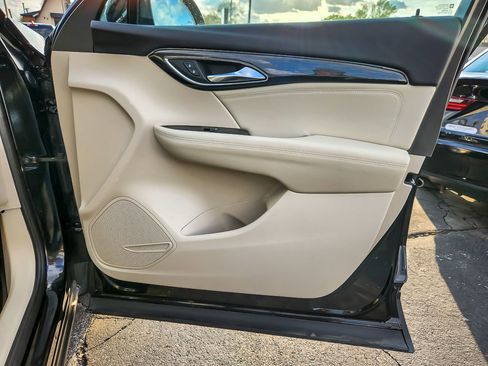 Used 2023 Buick Envision Preferred AWD/4WD image 21