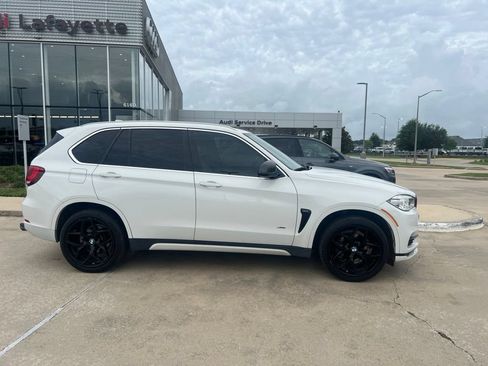 Used 2017 BMW X5 xDrive35i w/ Premium Package AWD/4WD image 4